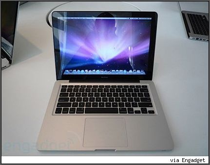 apple-new-macbook-hands-on-top_cb172937192739_tuaw